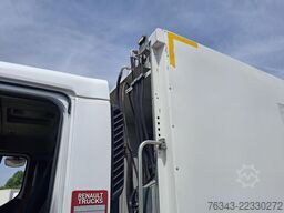 RENAULT D26-320 - 6X2 - E6 - FAUN