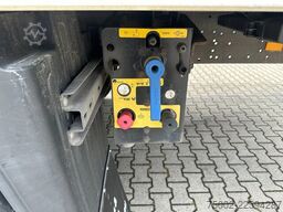 Schmitz Cargobull CARRIER VECTOR 1950 D/E /DISCBRAKES / NL-TRAILE...