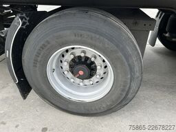 H.T.F HZO 42 / Thermo King SLXe 300 / Stuuras / Loadl...