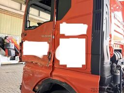 MAN TGX 33.540 6x2 beschädigt /damaged