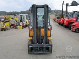Jungheinrich TFG 316 GAS Triplexmast 4,5m + Seitenschieber