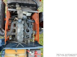Kubota D750 - B7001 4x4 mit Mulcher
