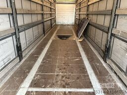 Schmitz Cargobull Curtainsider Coil Getränke