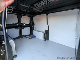 Peugeot Expert KW Standard L2 2.0 BlueHDi 180 EAT8