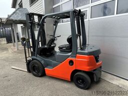 Toyota 52-8FDF20- 710 Stunden !!!