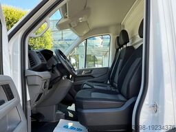 VOLKSWAGEN CRAFTER 2,0TDI AUTOMATIK XXL KOFFER KLIMA 1.HAND