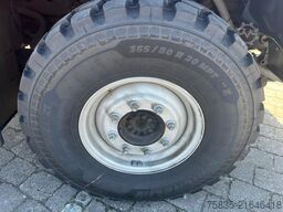 Mercedes-Benz Unimog U319