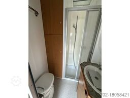 Mercedes-Benz Actros 2544 6 Pferde + Kiste Popout