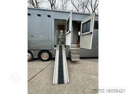 Mercedes-Benz Actros 2544 6 Pferde + Kiste Popout