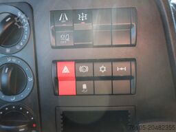 Mercedes-Benz Atego 1221 L Takelwagen 6 Persoons