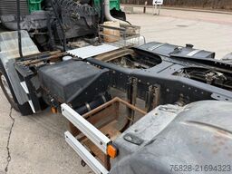 MAN TGA 33.440 /  Scaltgetriebe/  BLATT - BLATT