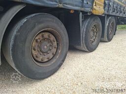 Kögel Curtainsider Mega