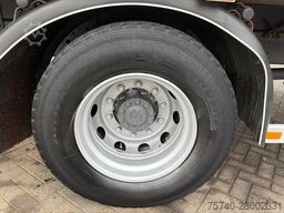 DAF CF 65.300 + LONG BOX 8,60 + LOADLIFT 2500 KG + ...