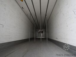Schmitz Cargobull 3 AXLE FRIGO TRAILER WITH THERMO KING SLX I
