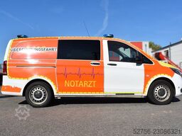 Mercedes-Benz Vito 4x4 Notarzt Einsatzfahrzeug NEF