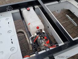 Renault 3 ZIJDIGE KIPPERBAK 4.00 METER (KOMT AF RENAULT...