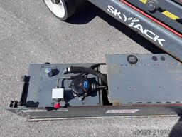 SkyJack SJ 3226 9,90m Scherenarbeitsbühne *Akku NEU*