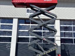 SkyJack SJ 3226 9,90m Scherenarbeitsbühne *Akku NEU*