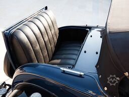 FORD FORD 1930 Model A Roadster de-luxe