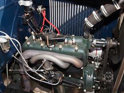 FORD FORD 1930 Model A Roadster de-luxe