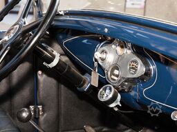 FORD FORD 1930 Model A Roadster de-luxe