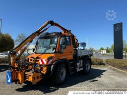 Mercedes-Benz Unimog U 318