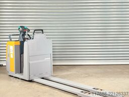 Jungheinrich ECE 225 - Service Neu - Batterie 90% Garantie