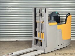 Jungheinrich ERD 220 - Service Neu - 4076 Std. Batterie 90%
