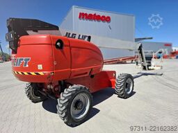 JLG 660SJ