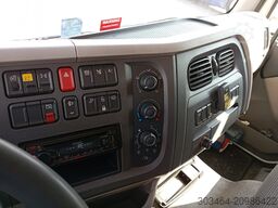 DAF LF 18T LF 320 CV con gru EFFER