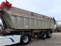 Benalu Good dumper trailer.  spring  suspension