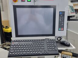 Mitsubishi MV 2400 S