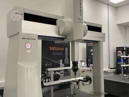 Mitutoyo CRYSTA Apex 122010 mit REVO-2 System