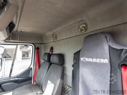 RENAULT D16.240 DXI