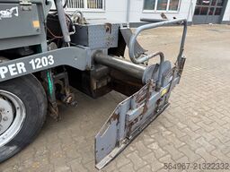 Vögele Super 1203 Radfertiger