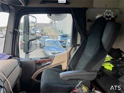 Mercedes-Benz 2046LS