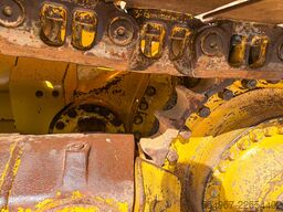 Komatsu D65PXI-18 mit Heckaufreißer GPS