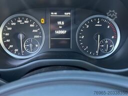 MERCEDES-BENZ Vito 110 LANG 6G KLIMA TEMPOMAT 2-SITZE SCHRÄNKE