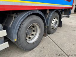 DAF CF 340 / Closed Box / 6x2/4 / Dhollandia