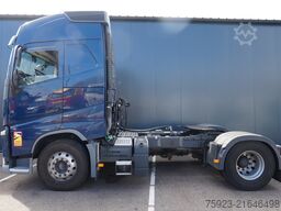 Volvo FH 420 ADR tractor unit