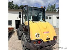 AHLMANN AX 700
