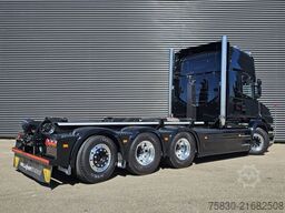 Scania T580 8x4*4 / TORPEDO / HOOKLIFT / ABROLKIPPER