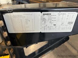 D-TEC FLEXITRAILER TRACTION / ADR / SAF + discbrakes ...