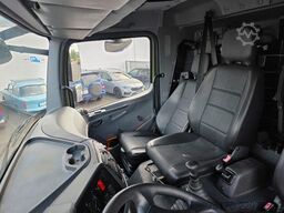 Mercedes-Benz Axor 1829 A 4x4 Allrad Expedition Schwenkluke