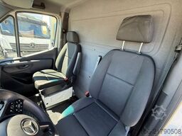 MERCEDES-BENZ SPRINTER 516 CDI Kühlkoffer 4,1 m*THERMO*EURO 6D