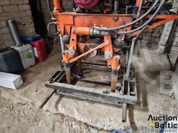 Sleeper tamping machine