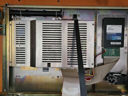 Hermle UWF 902 H - TNC 426