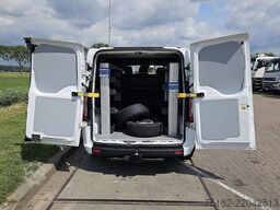 FORD TRANSIT CUSTOM 2.0 TDCI 130 DC L2H1