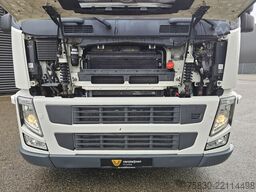 Volvo FM 500 6x2 / MACHINE TRANSPORT / HYDRAULIC RAMPS.