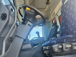 IVECO TRAKKER 450